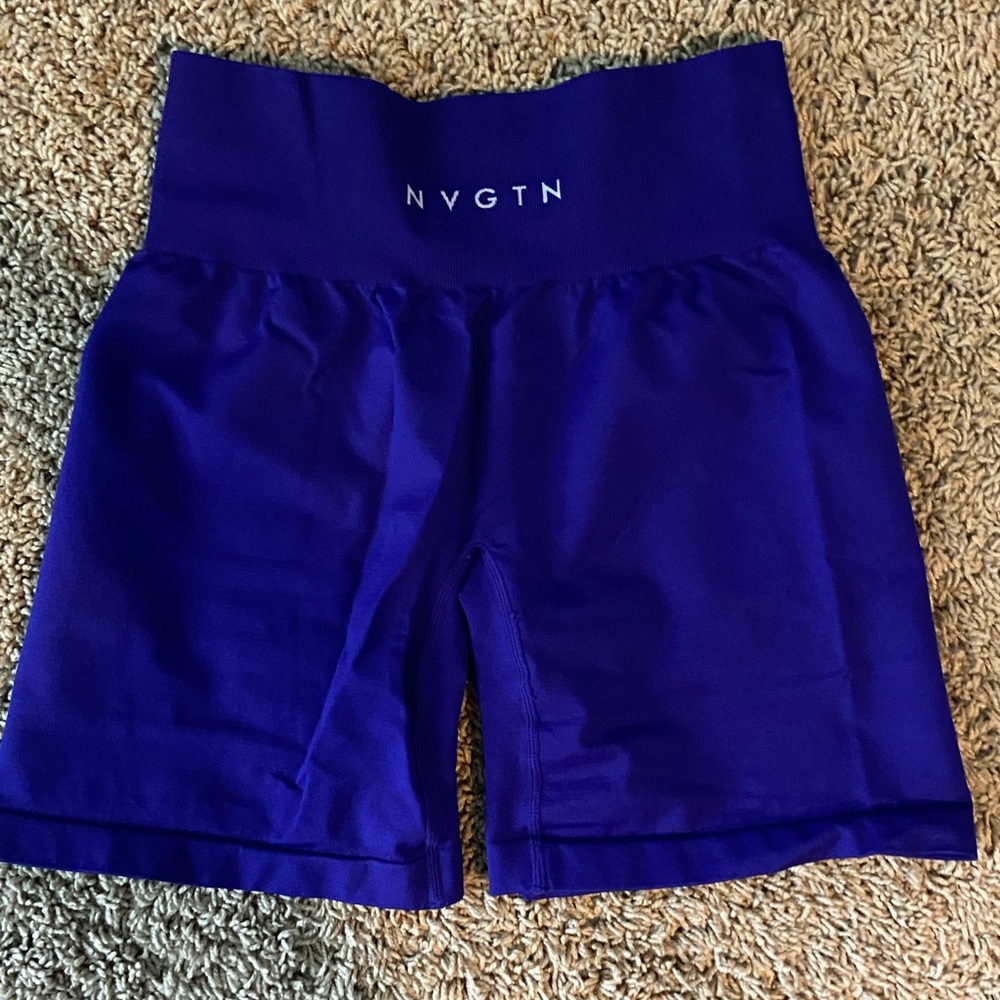Nvgtn solid seamless shorts